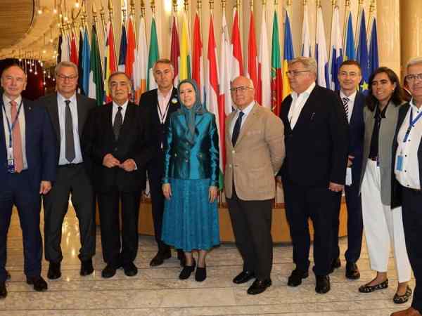 Maryam Rajavi i Europaparlamentet: ”Nyckeln till fred kräver regimskifte i&nbsp;Iran”