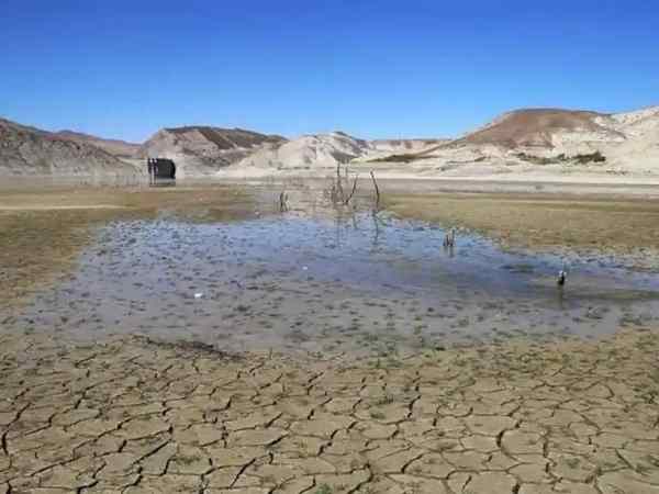 Kollapsande Vattenresurser i Iran och Politisk&nbsp;Misskötsel