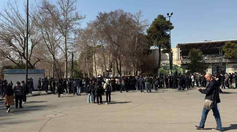 Universitetet som slagfält: Irans motståndskraftiga studentuppror