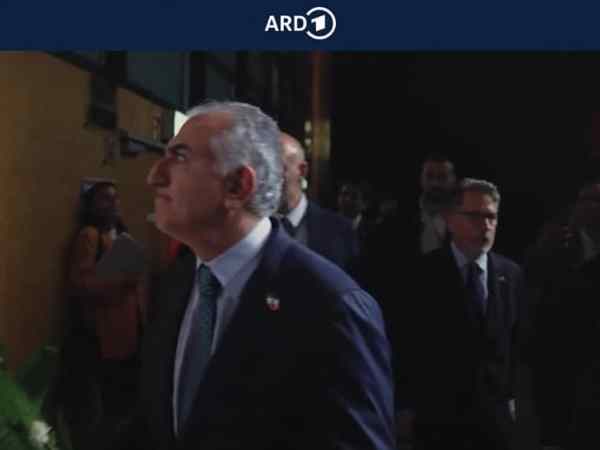 ARD-utredning avslöjar våldsam kampanj av anhängare till sonen till Irans avsatte&nbsp;shah