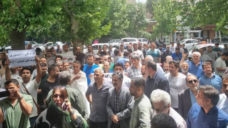 Institutionell förlamning och fraktionsstridigheter signalerar Irans annalkande&nbsp;uppror